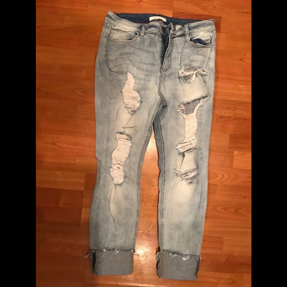 Distress Jeans